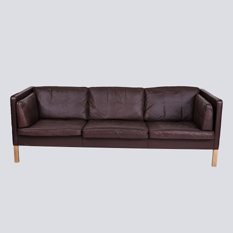 Sofa - 3. Personers - Model 2442 - Brunt Læder - Børge Mogensen - Fredericia 
Møbelfabrik - Dansk Design - 1960erne
