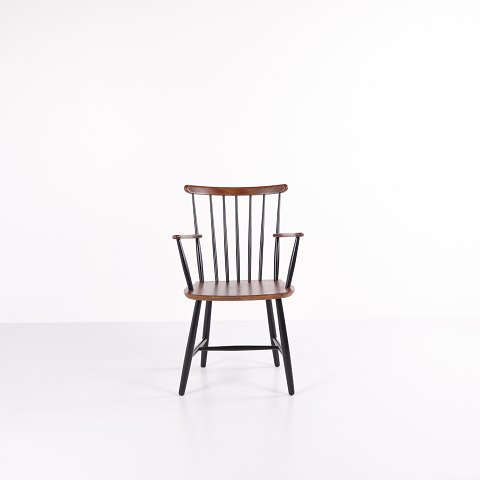 Armstol - Palisander & Sort Bemalet - Poul M. Volther - Farstrup - 1960erne
Flot stand
