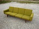 Sofa tegnet af Hans Wegner model 236 
5000 m2 udstilling