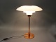 PH3½-2½, limited edition, kobber bordlampe.
5000m2 udstilling.
