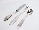 Fruit knife, serving fork & Teaspoon in Heirloom Silver No. 1 - Hans Hansen.
Great condition
