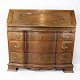 Bureau of dark oak, in great antique condition from the 1940s. 
5000m2 showroom.