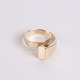 Ole Lynggaard ring in 14 karat gold with a square top